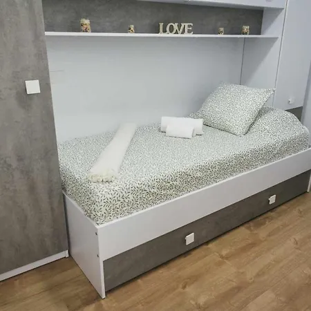 El Rinconcito De Lola * كانديلاريا