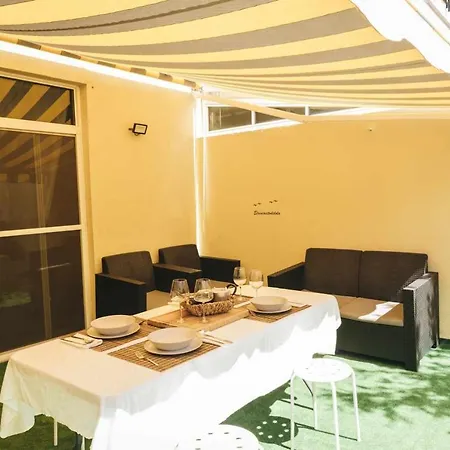 El Rinconcito De Lola * كانديلاريا